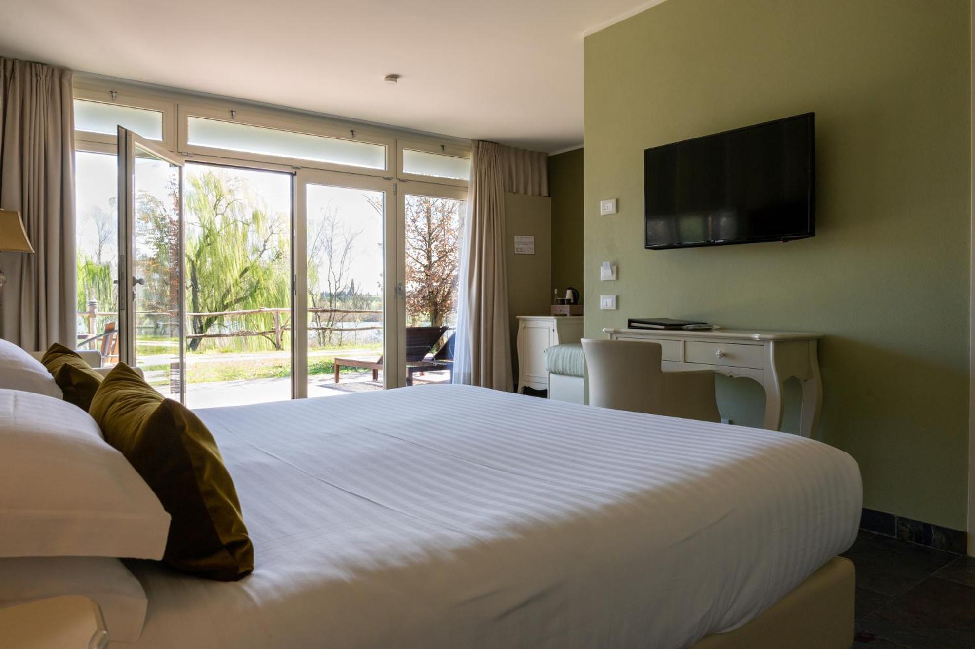 Le Ali Del Frassino Hotel 4*